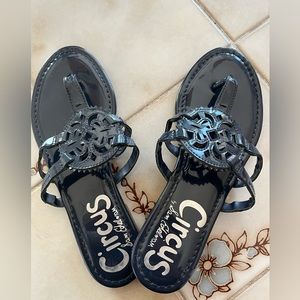 Navy Blue Patent-leather sandals. Brand is Circus, by: Sam Edelman   Size 7